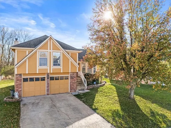 7201 E 134th Ter, Grandview, MO 64030