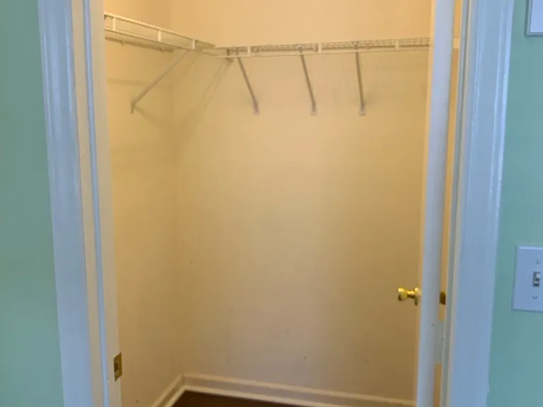 1130 Carlton Ave #203 — Photo 9