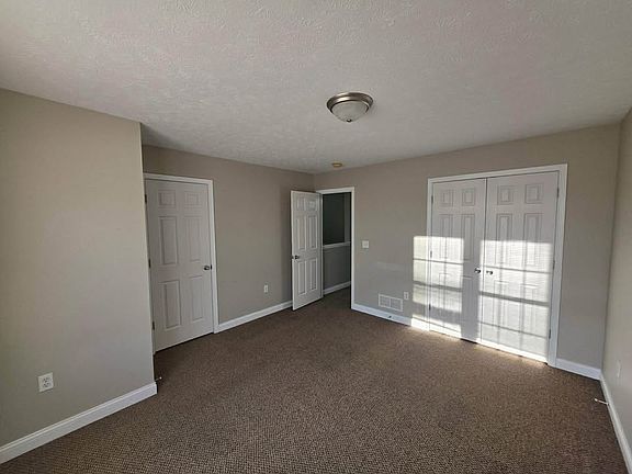 2nd image of 133 Chase Way #B