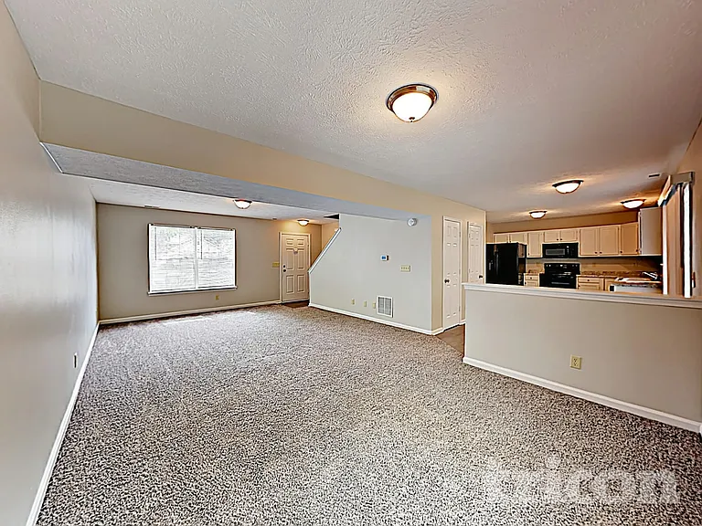 8420 Country Club Blvd — Photo 3