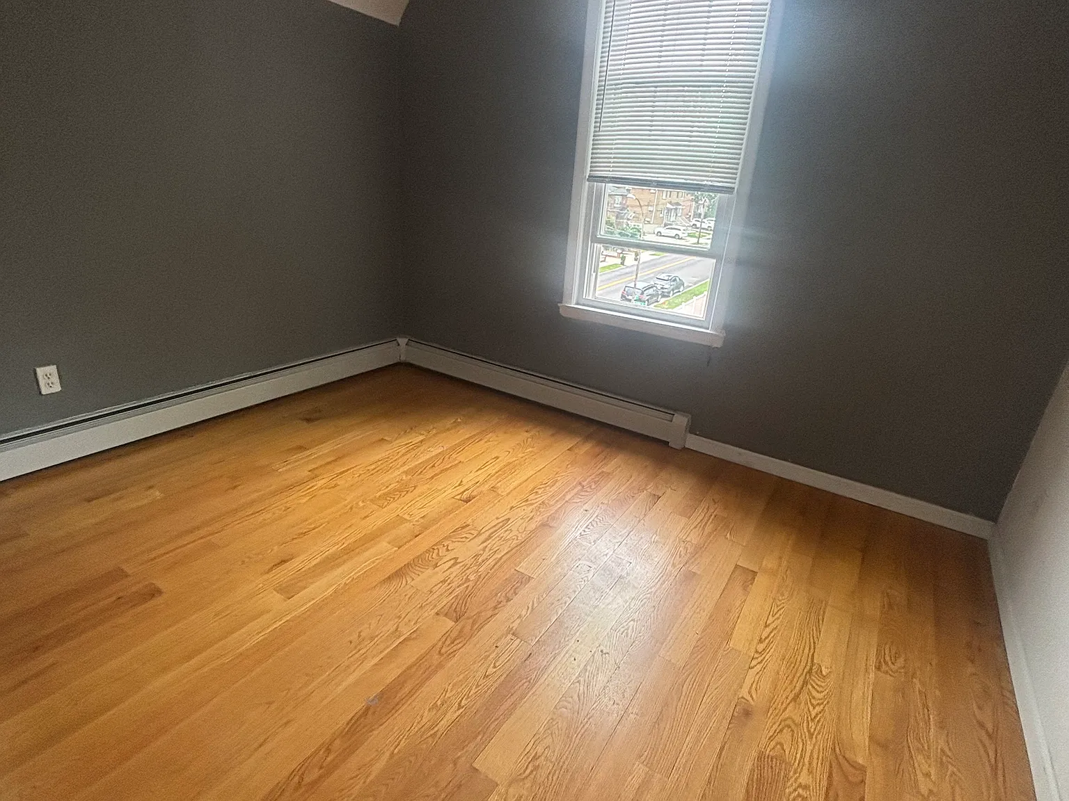 149th St, Whitestone — Photo 3