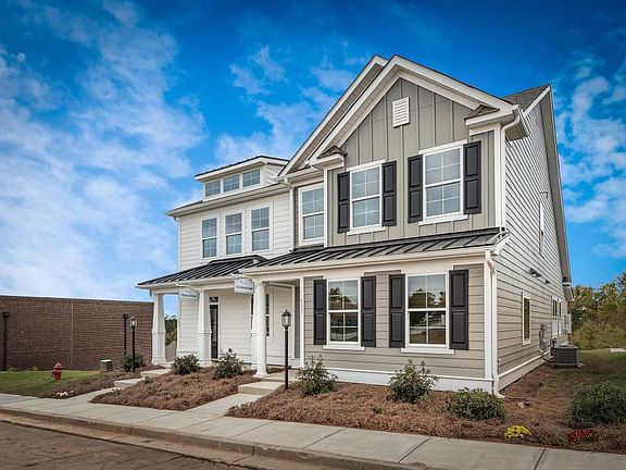 PHOTOS OF A SIMILAR HOME