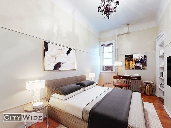 3rd image of 23 W 56th St #4S
