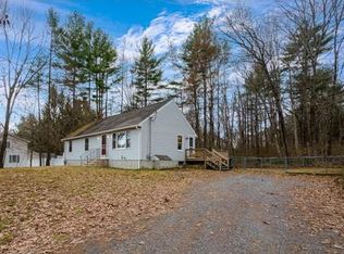 14 Jewett Rd, Sterling, MA 01564