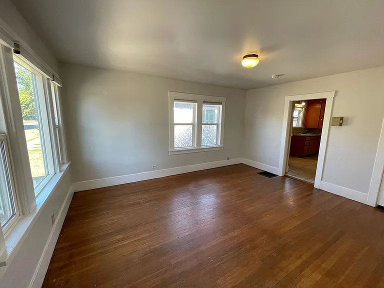311 N 9th St #A — Photo 2