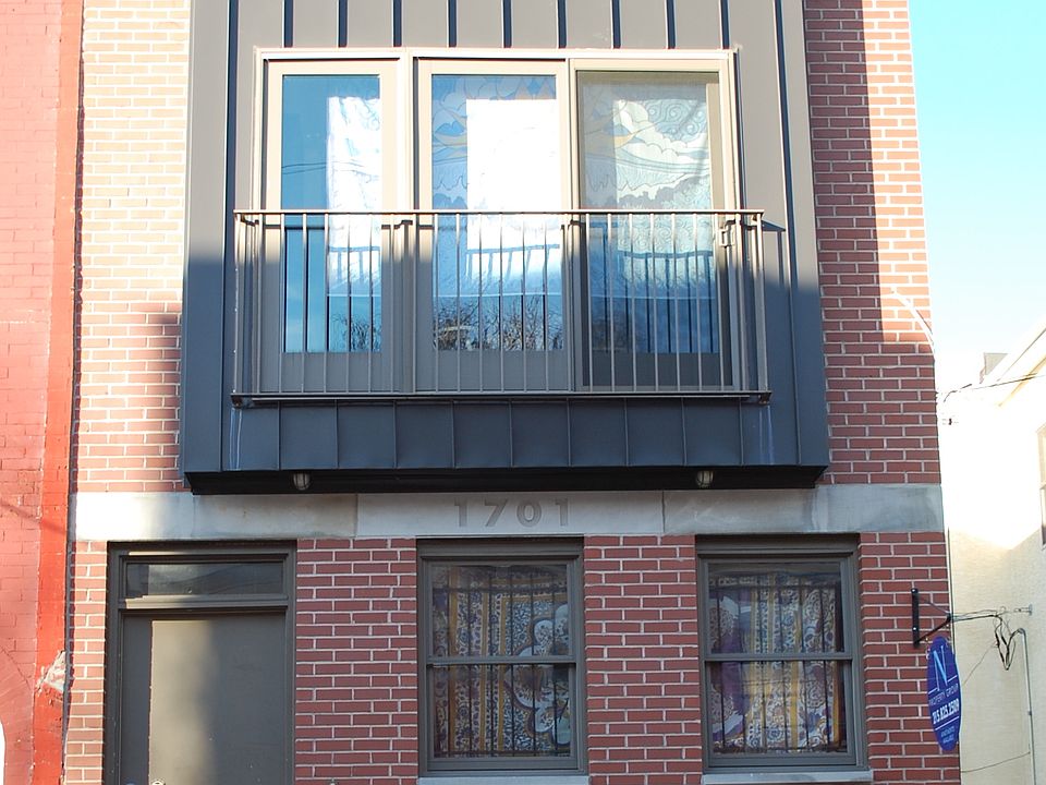 1st image of 1701 Arlington St #1