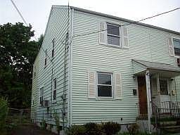 2nd image of 923 Middlesex St