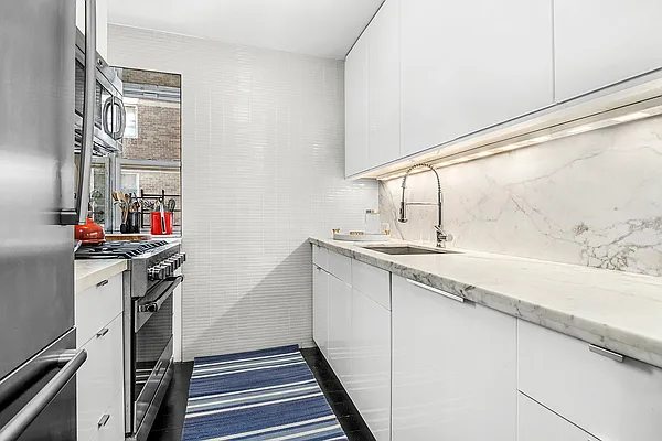 Sold by Corcoran | media 10