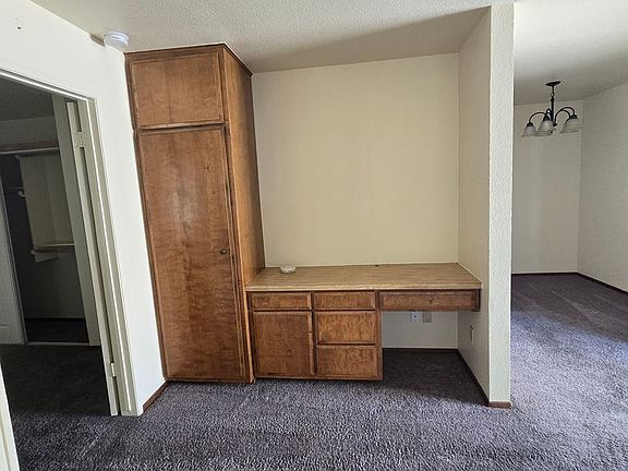4th image of 811 E Menlo Ave APT 12