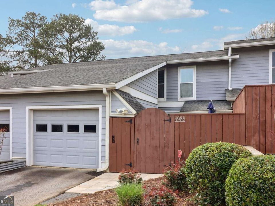 1st image of 4988 Meadow Ln