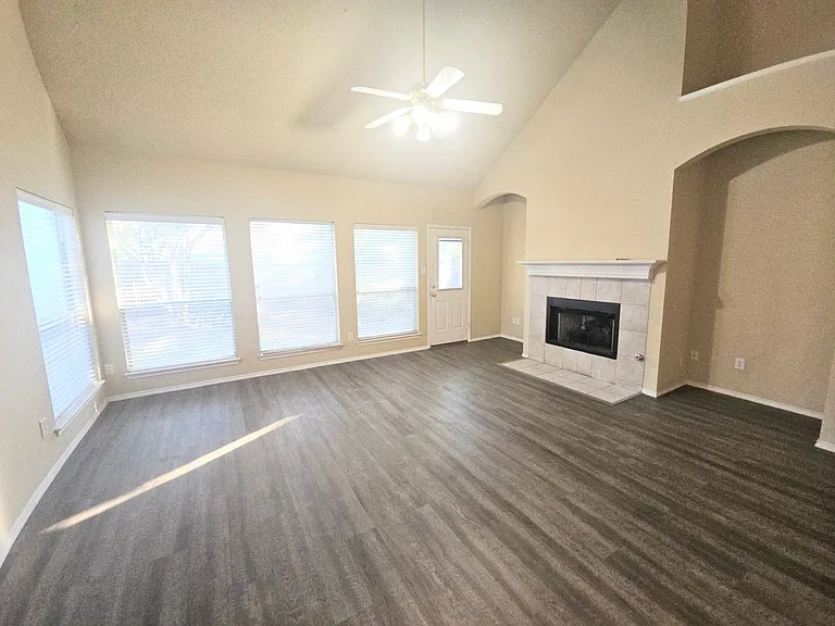 4605 Buffalo Bend Pl — Photo 9