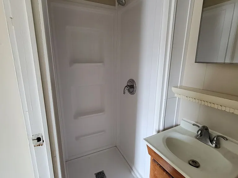 221 S Washington St #4 — Photo 7