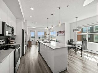 19661 E 40th St SE #305, Calgary, AB T3M3H3