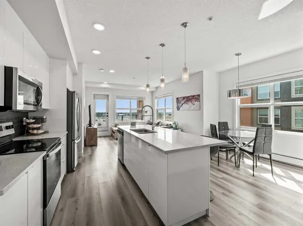 19661 E 40th St SE #305, Calgary, AB T3M 3H3