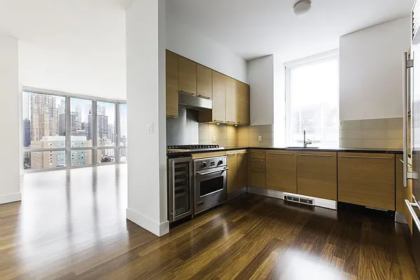 Sold by Compass | media 30