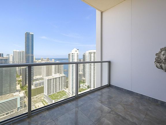4th image of 1425 Brickell Ave APT 45C