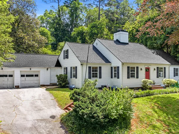 1208 S Chilhowee Dr, Knoxville, TN 37914