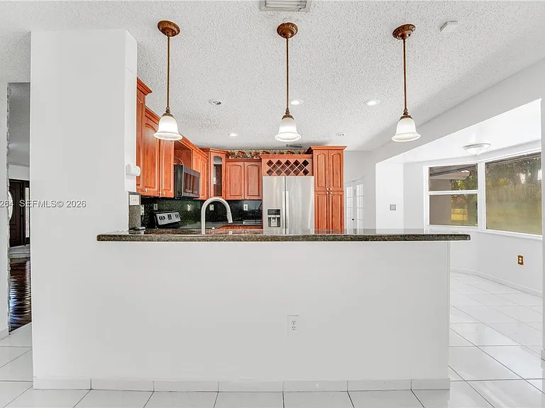 15241 SW 150th St — Photo 2