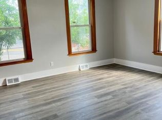 15 James St APT 1, Lynn, MA 01902