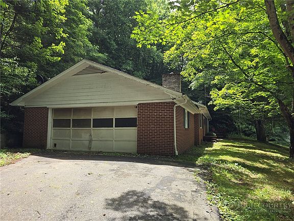 4th image of 2158 W Mill Creek Road