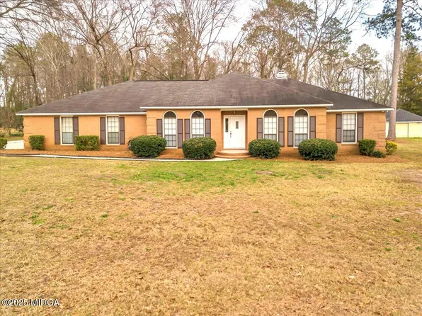 105 S Hiley Ct, Bonaire, GA 31005