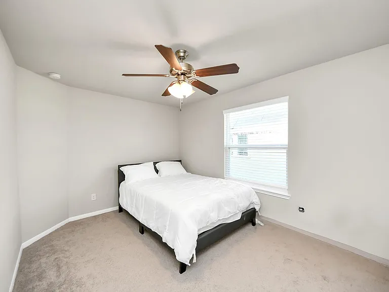 6302 Prince Place Dr — Photo 31