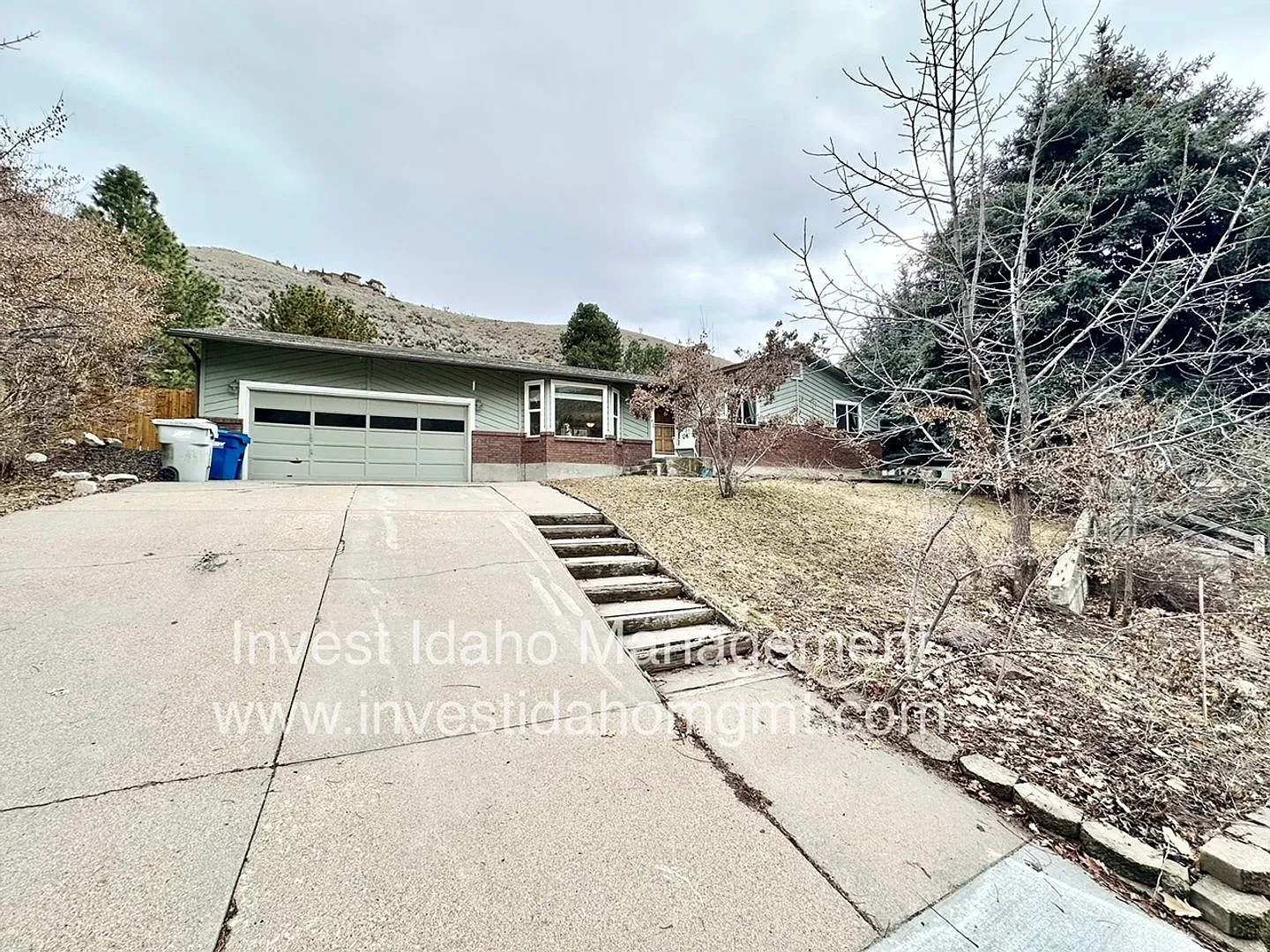 Enjoy the foothill views from your backyard! — Photo 3