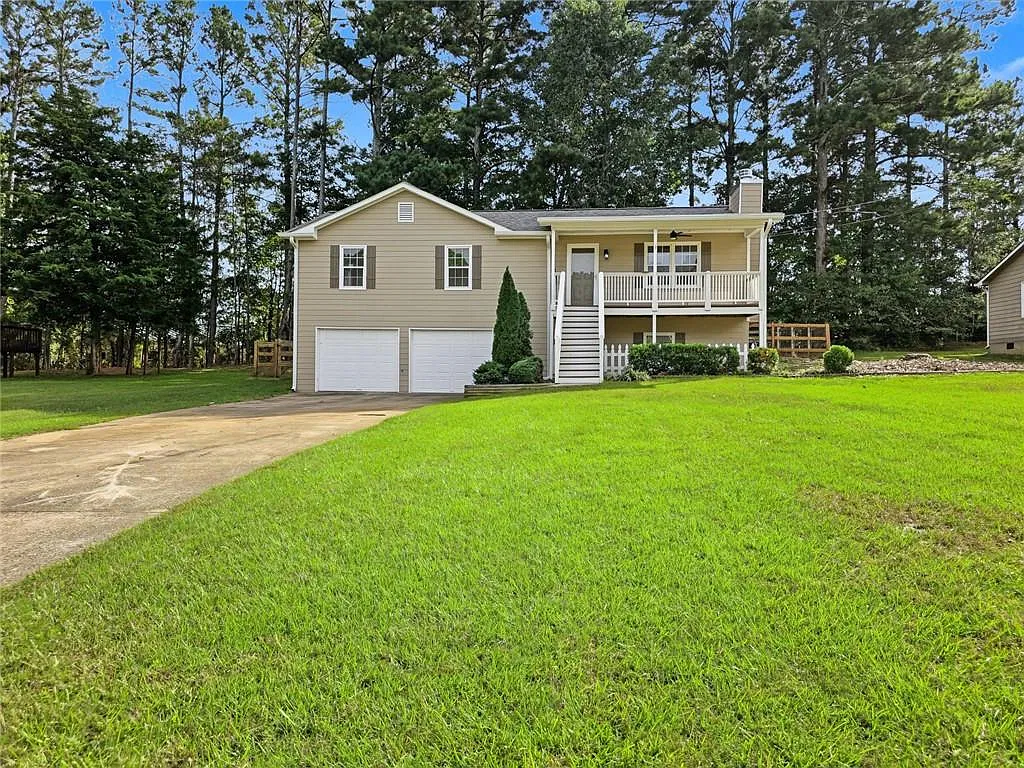 3 bed, 2.0 bath, 1172 sqft, $1,850 — Photo 2