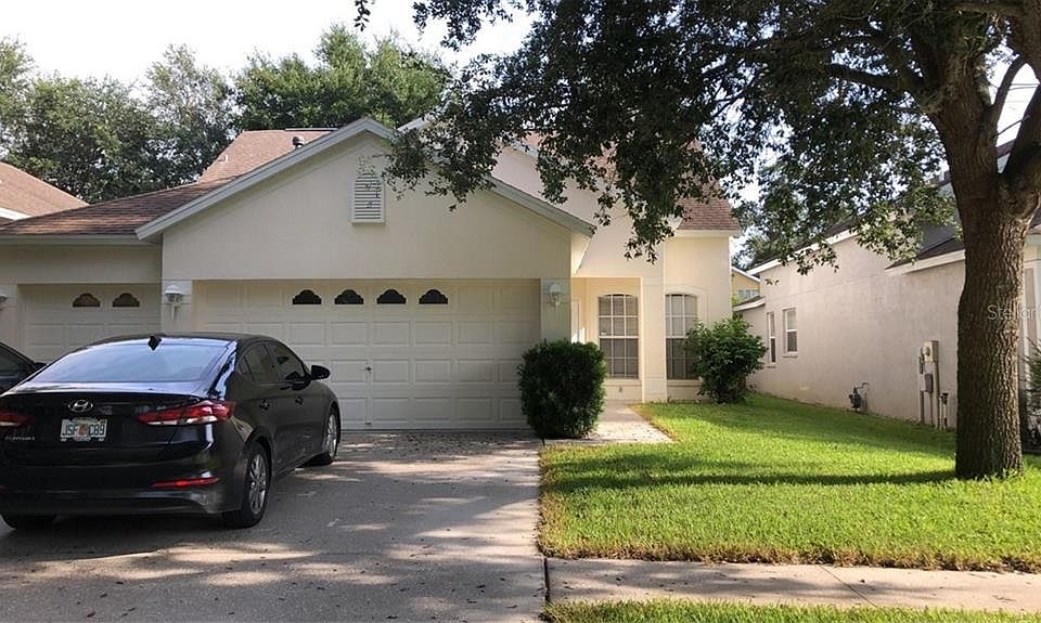 1st image of 2147 Brandon Park Cir