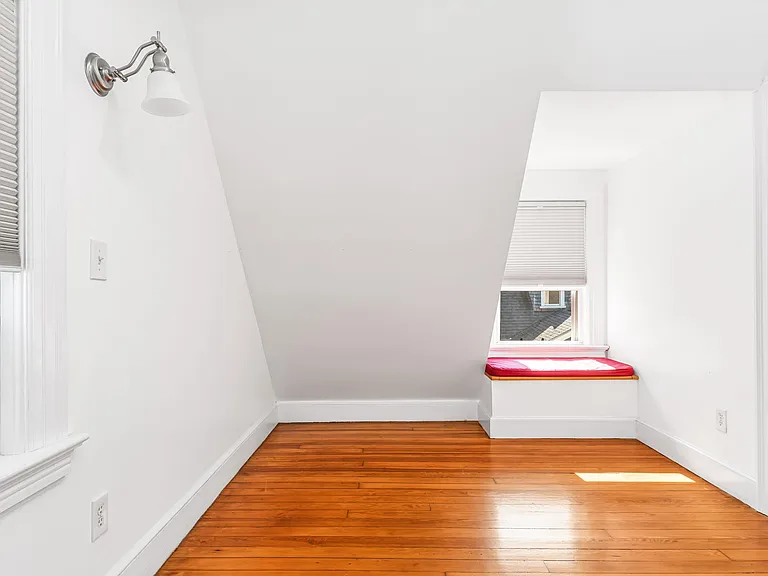 58 Forest St — Photo 21