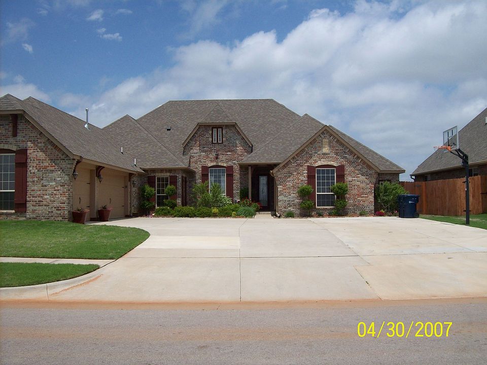 1st image of 9313 SW 30th St