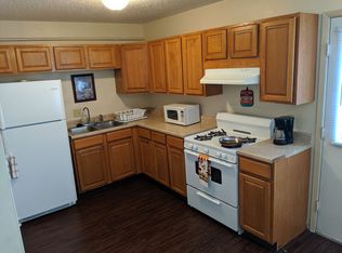 1453 N 11th Ave E #3B, Newton, IA 50208