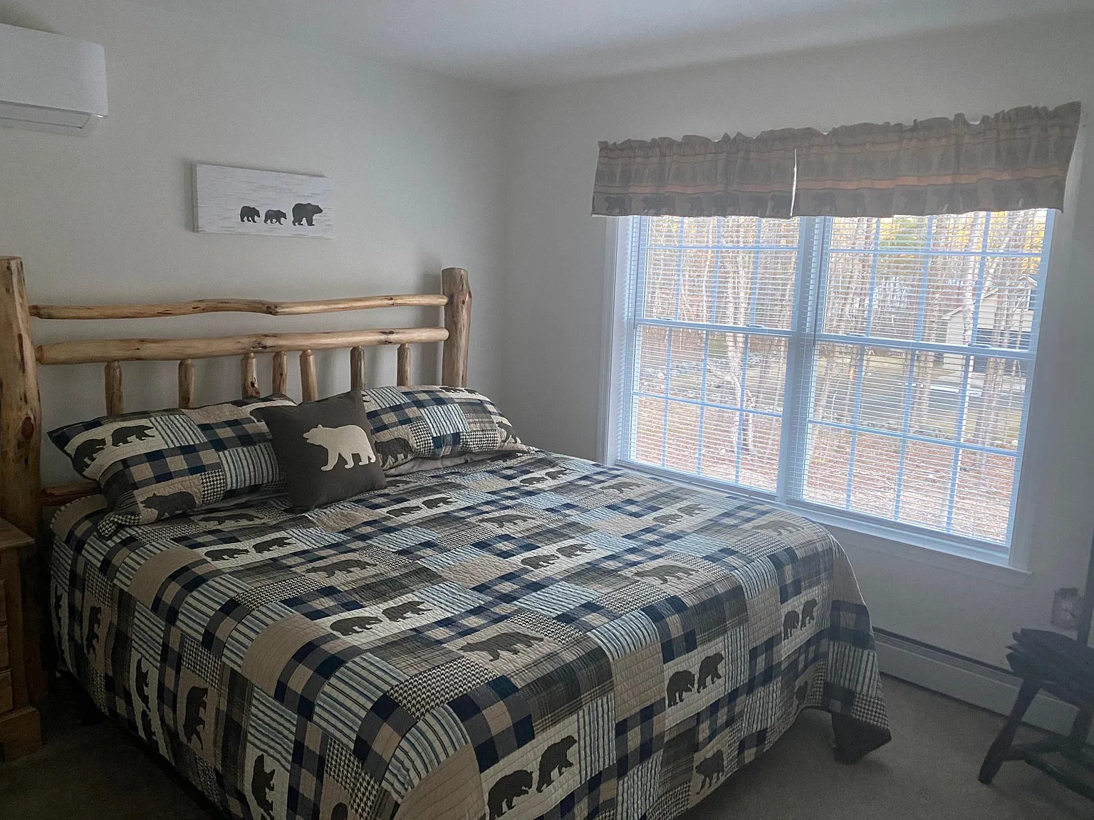 4 bed, 2700 sqft, $2,650 — Photo 3