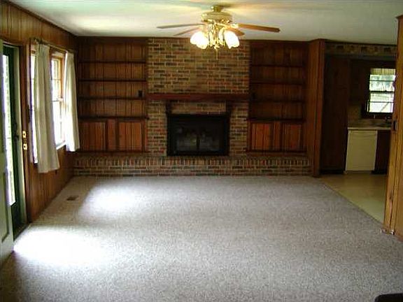 2nd image of 503 Bonnie Lassie Dr