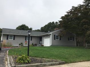 3 Dena Dr, Blue Point, NY 11715