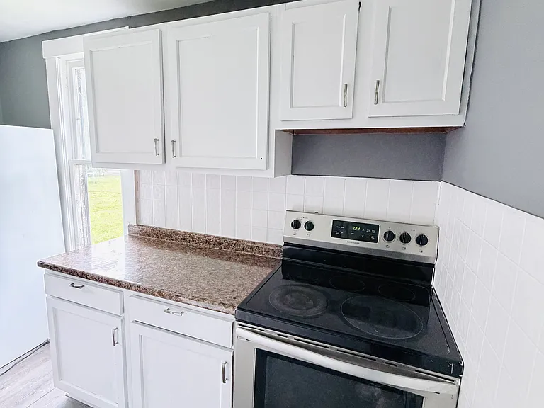 1511 Stark Ave SW — Photo 4