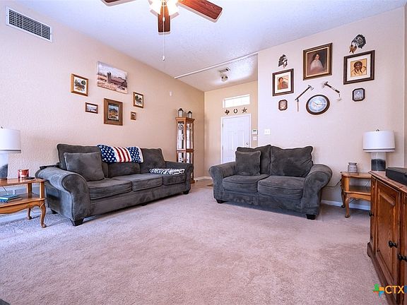 2nd image of 1100 Chablis Dr