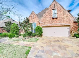 18 S Almondell Way, The Woodlands, TX 77354