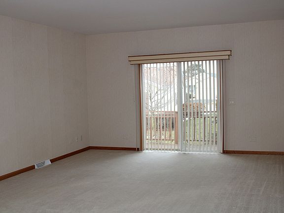 4th image of 3710 Brookside Ct