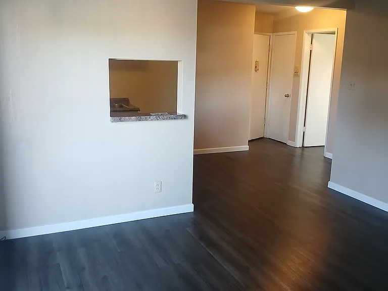 490 Estudillo Ave #1 — Photo 17