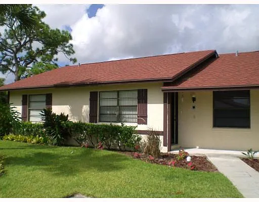 Building Photo - 451 Glenwood Dr