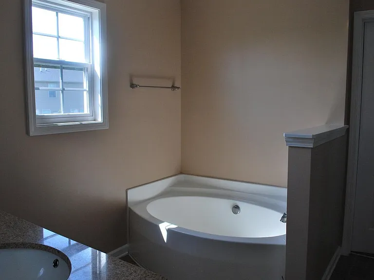 1064 Jouett Creek Dr — Photo 13