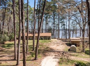 636 Campoli Rd, Etoile, TX 75944