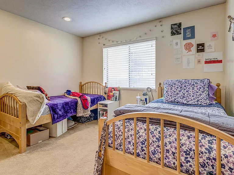 1541 N Riverside Ave #16 — Photo 10