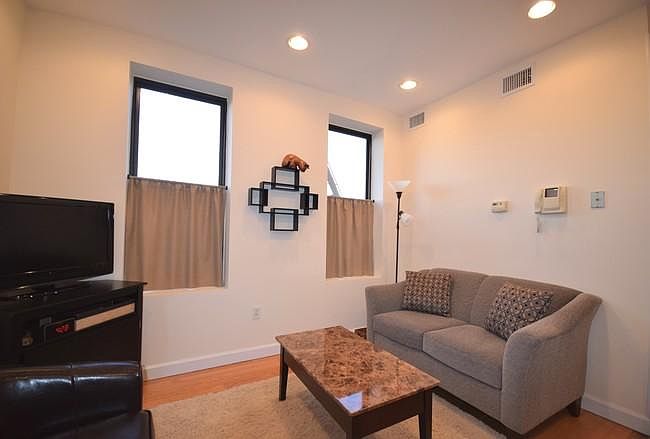 2nd image of 12311 Rockaway Beach Blvd APT 4C