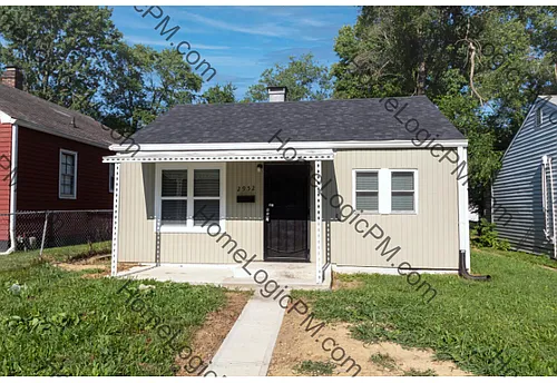 2952 Adams St Photo 1