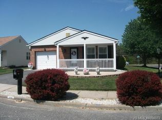 89 Trent Dr, Toms River, NJ 08757