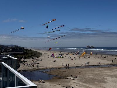 150 N Pacific St, Rockaway Beach, OR, 97136