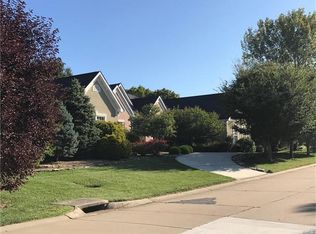 400 Cerromar Dr, Eureka, MO 63025