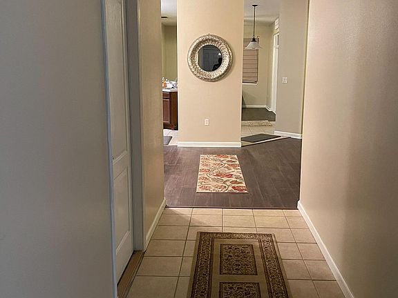 2nd image of 465 Peter Pan Blvd #2